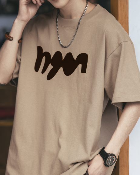 【OUTLET/即納】アブストラクトロゴワイドシルエット半袖Tシャツ P1371