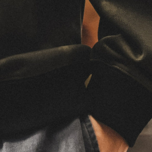 Relax Silhouette Pocket Crewneck Sweatshirt P1849