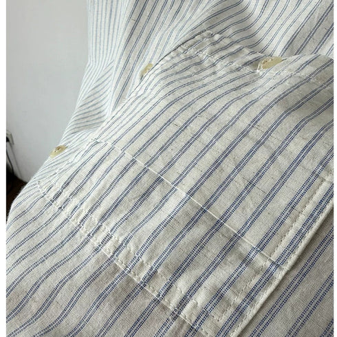 ピンストライプパッチポケット長袖シャツ P2173 White パッチポケットディテール