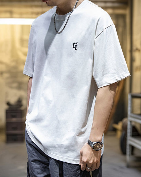 【OUTLET/即納】モノトーンロゴアクセント半袖Tシャツ P1399
