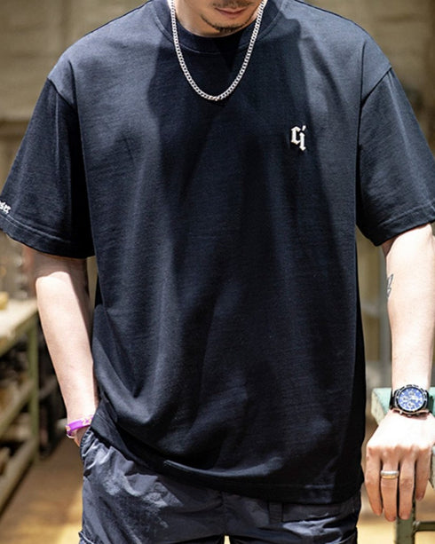 【OUTLET/即納】モノトーンロゴアクセント半袖Tシャツ P1399