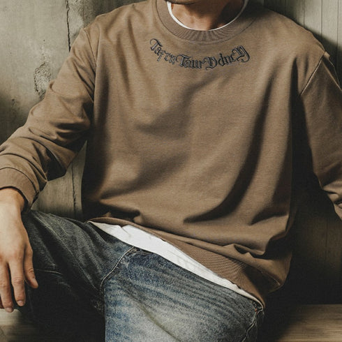 Monotone Logo Accent Long Sleeve Sweatshirt P1580