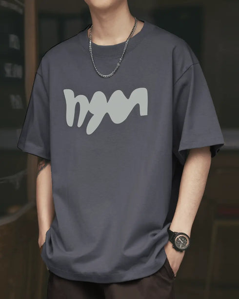 【OUTLET/即納】アブストラクトロゴワイドシルエット半袖Tシャツ P1371