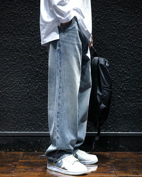 Light-colored Simple Straight Jeans P0063.